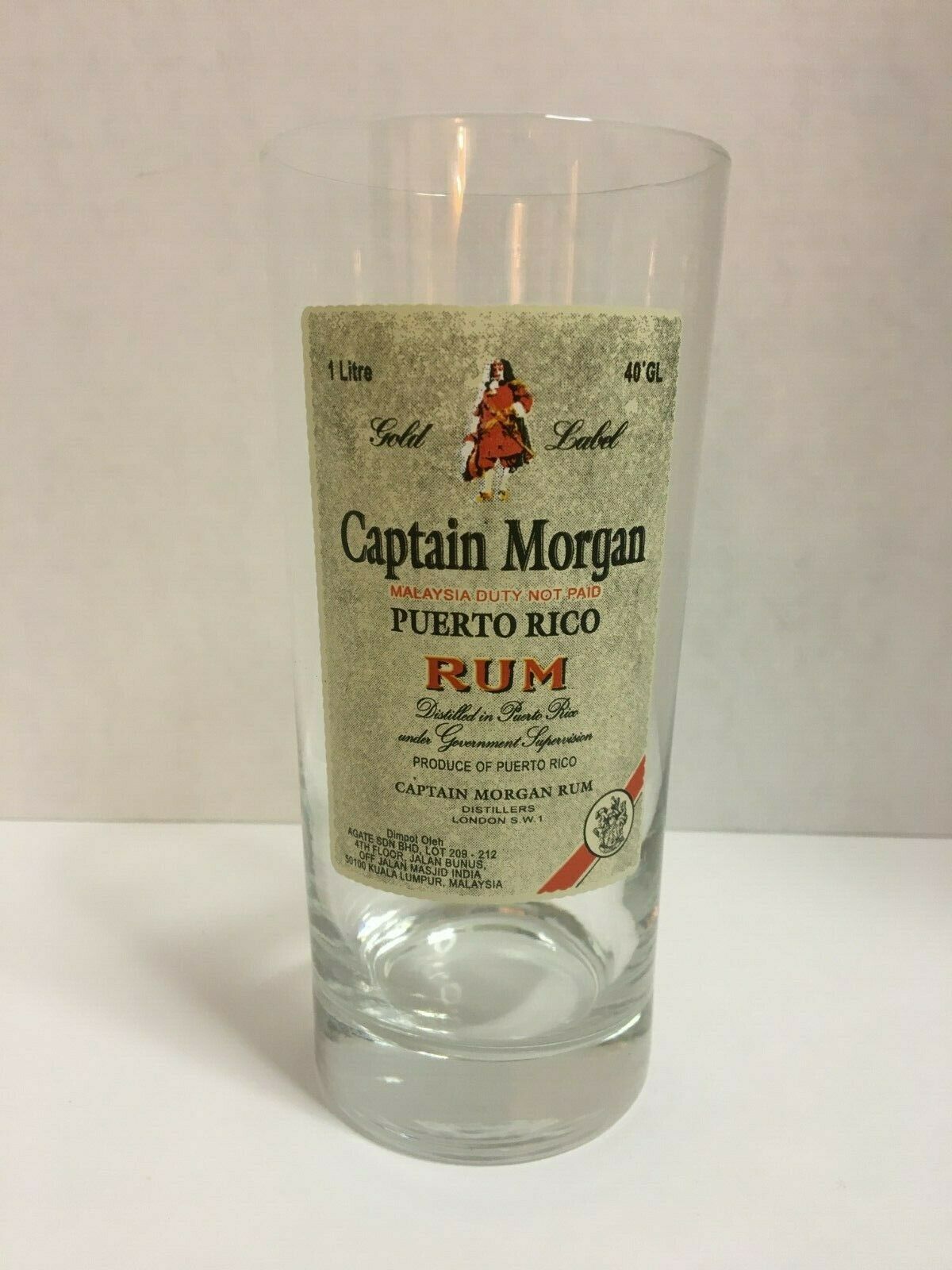 Captain Morgan Rum - Pint Glass Bar Glass Beer Glass Cocktail Gold Label