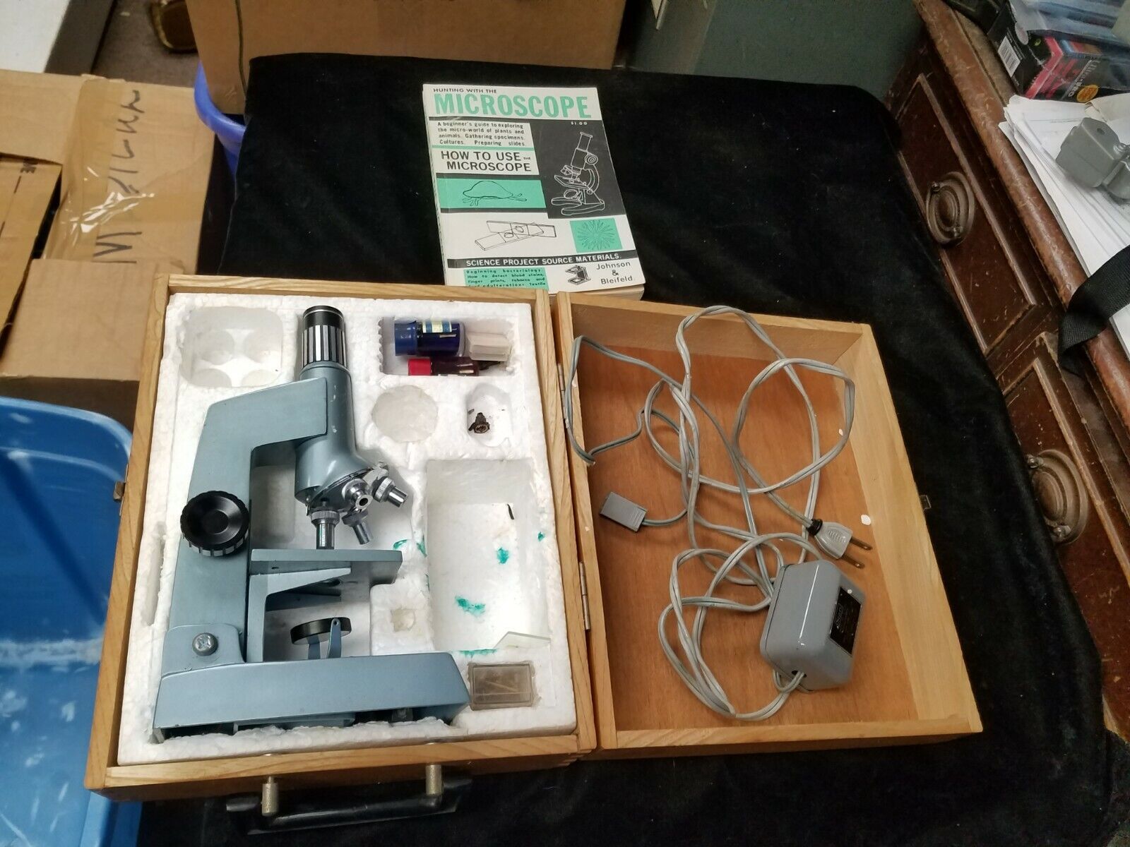 Vintage Sears Discoverer Model 4 6376 Zoom Microscope in Wooden Case Needs Work